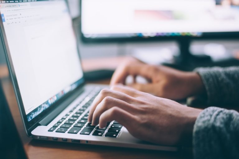 paying a monthly seo fee