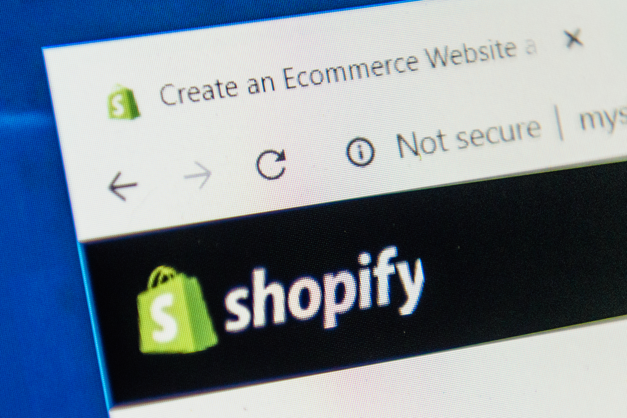 Manage product variants in shopify